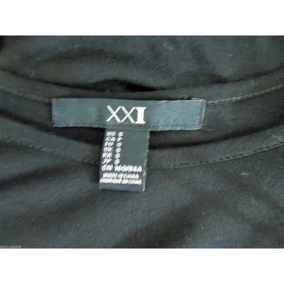 FOREVER 21 Tee S SMALL Sequins Embellished - Picture 7 of 7